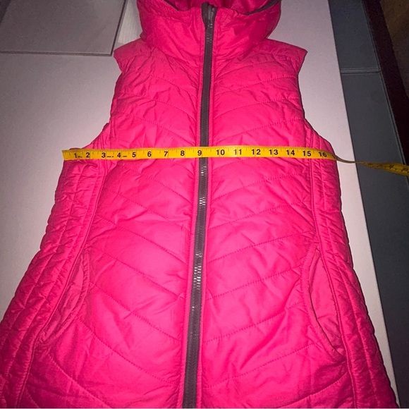 Lululemon Reservable Goose Down Sonic Pink Puffer Vest Med Small Athletica Rare - Picture 12 of 16